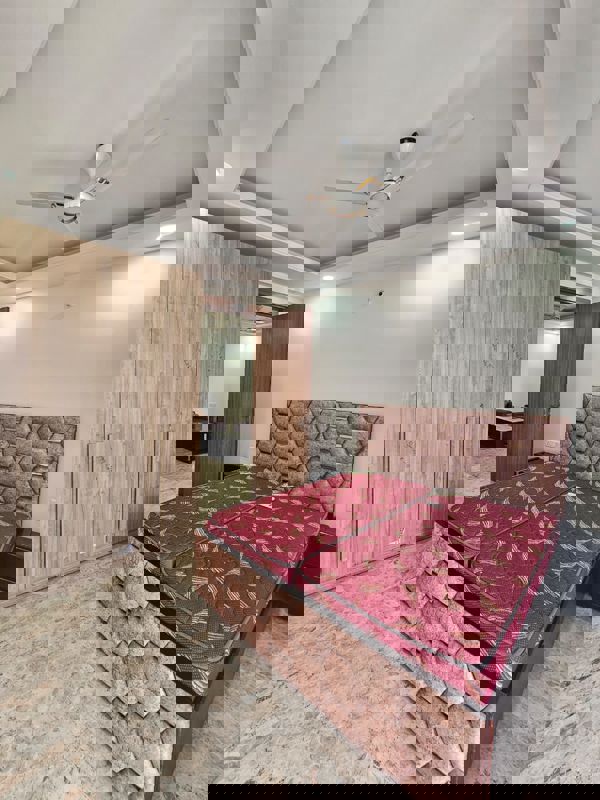 1 BHK Builder Floor For Rent in Sector 57