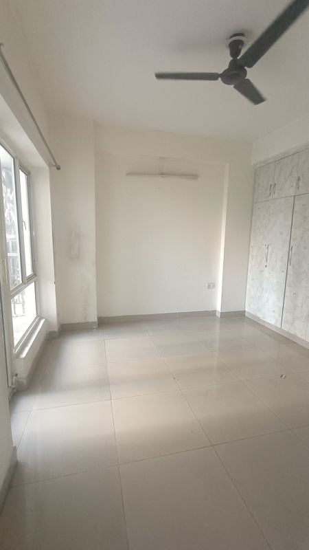 2 BHK 960 Sq.Ft. Apartment in Mahagun Mywoods