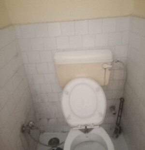 Bathroom in 1 BHK Independent House at Aliganj – for Rent