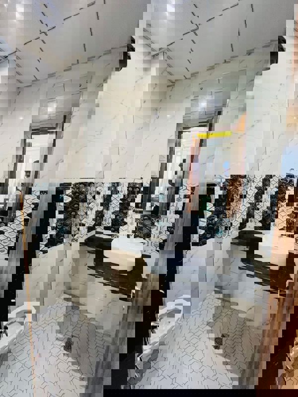 StudioBuilder Floor For Rent in Sector 31