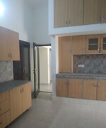 500 Sq.Yd. Plot in Unitech South City 1