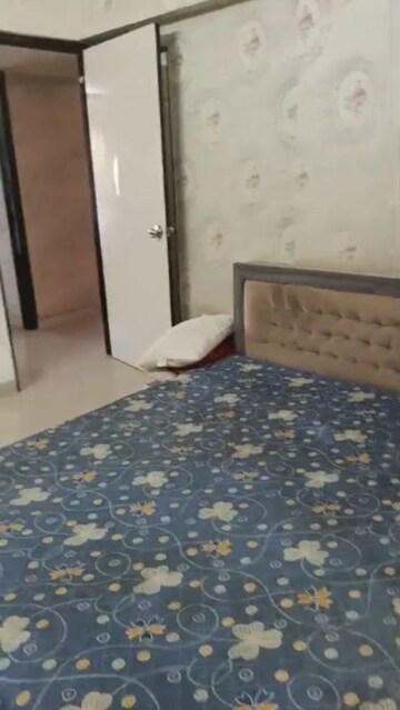 Bedroom in 2 BHK Apartment at La Classic, Malad West – for Rent