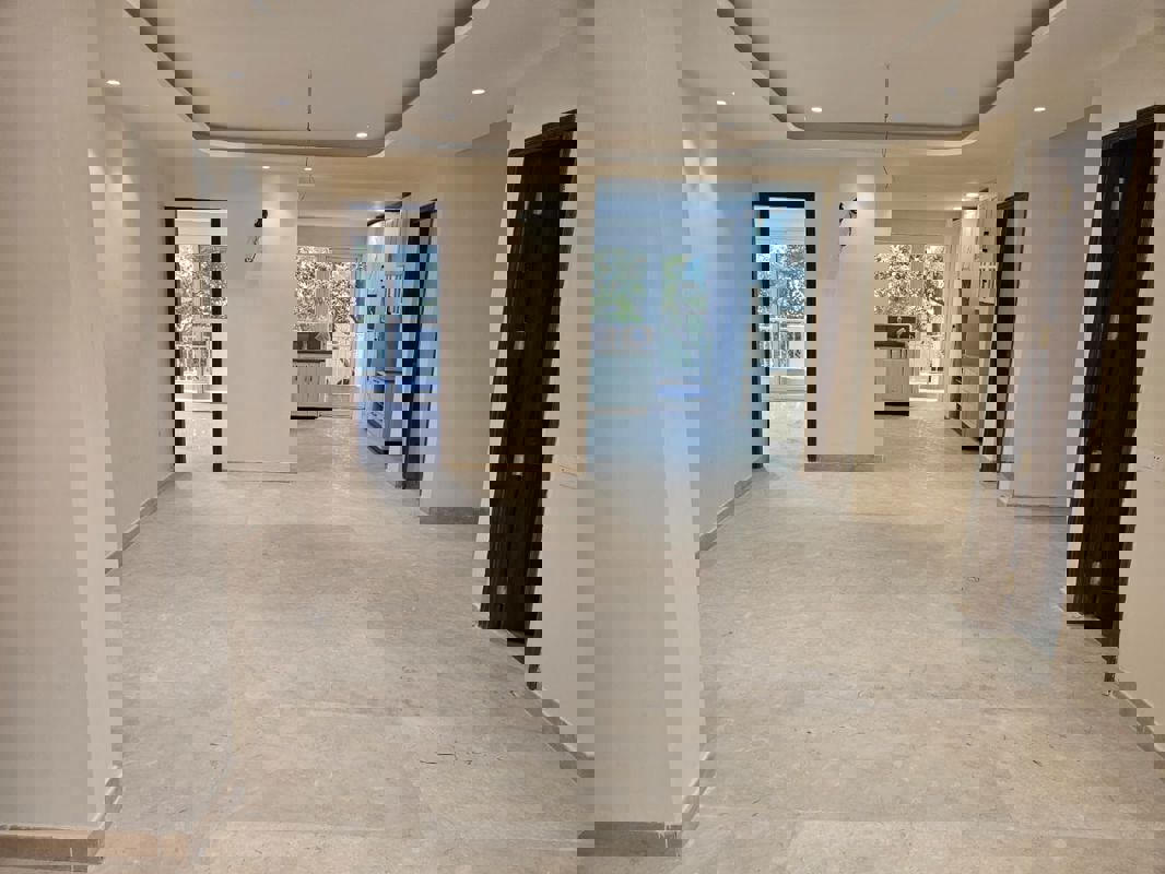 3 BHK + Servant Room Builder Floor For Sale in Sector 2