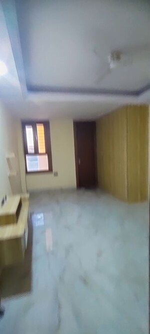 Room in 3 BHK Builder Floor at Fidato Honour Homes, Sector 89 – for Rent