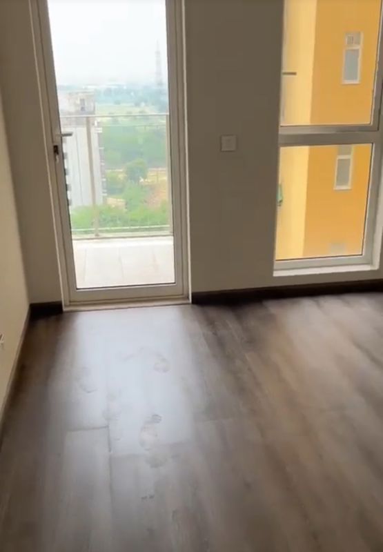 2.5 BHK Apartment For Rent in Ireo The Corridors