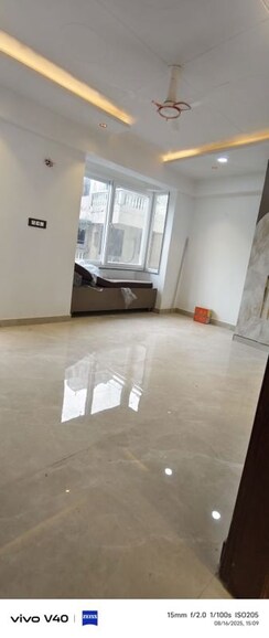 3 BHK + Servant Room Apartment For Rent in Dwarka