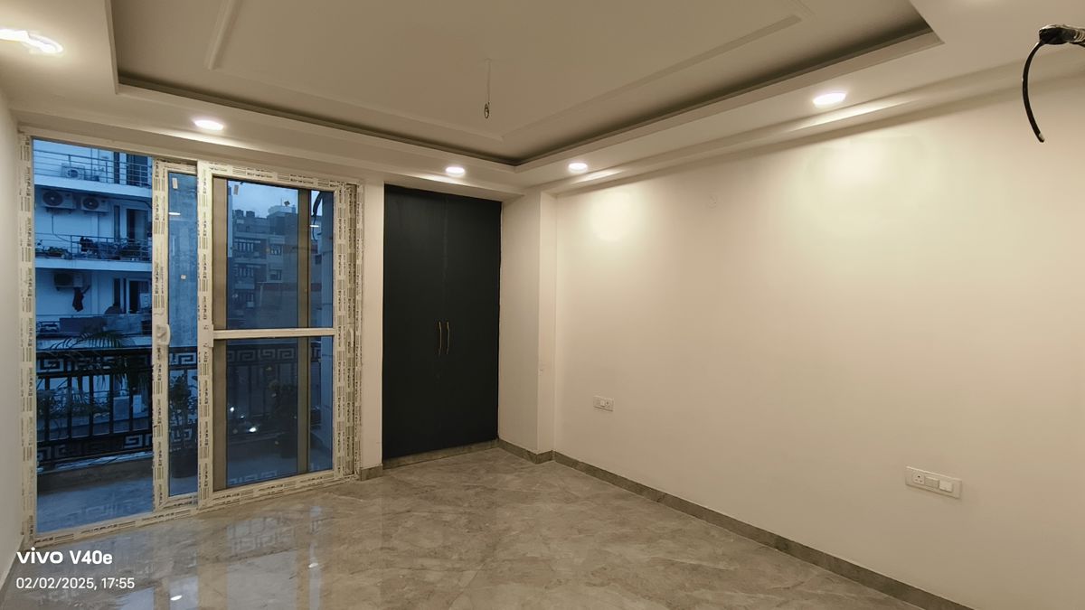 3 BHK + Pooja Room Builder Floor For Rent in Vasant Kunj