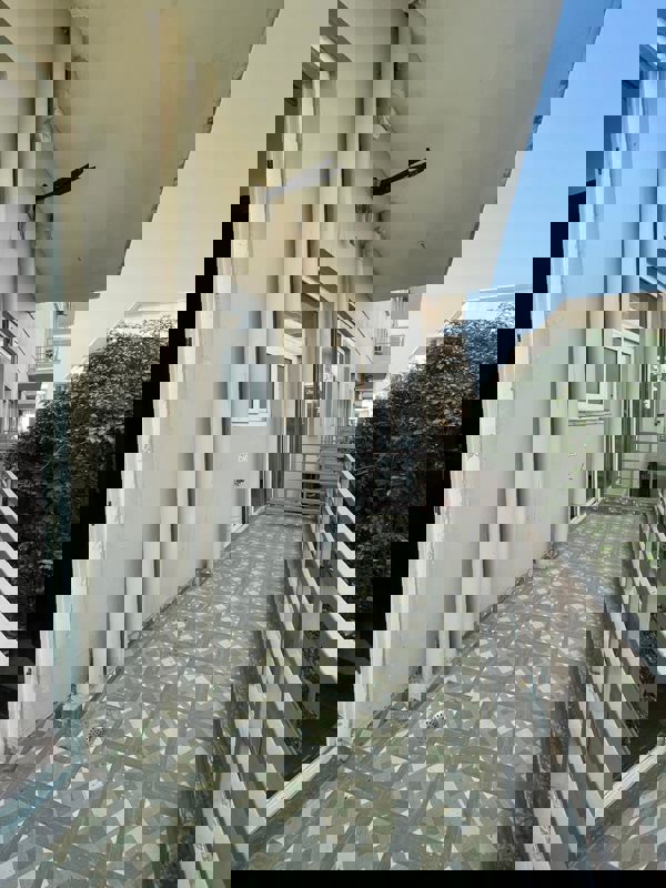 3 BHK + Pooja Room,Servant Room,Extra Room Builder Floor For Rent in BPTP Amstoria