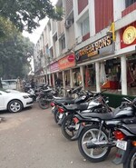 1072 Sq.Ft. Showroom in Sector 20