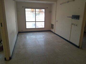 2 BHK Apartment For Rent in Cox Town