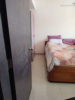 2 BHK Apartment For Sale in Mantra Montana Phase 1