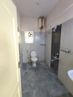 2 BHK + Servant Room Apartment For Rent in SVS Krishna Ikon