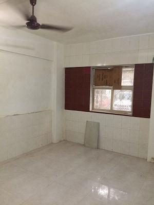 Room in 1 BHK Apartment at Shree Devadiga CHS, Andheri East – for Rent