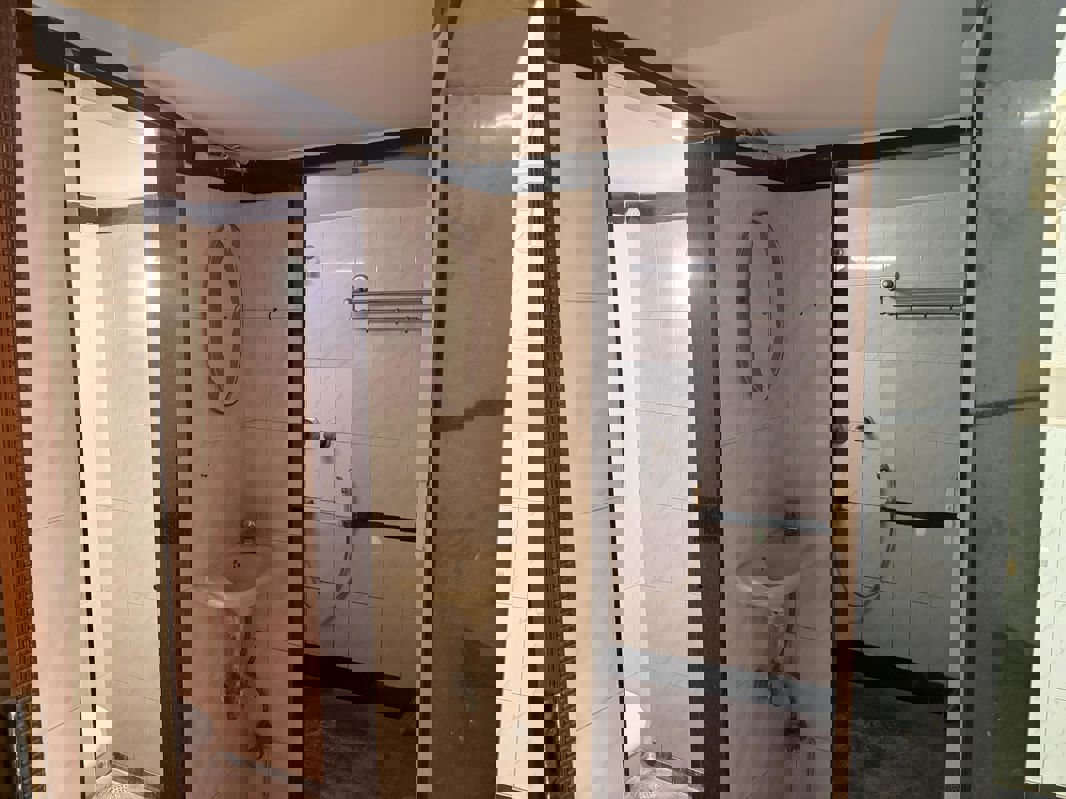 1.5 BHK + Extra Room Apartment For Rent in Worli Sea Face