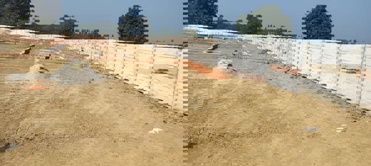 Plot For Sale in Mohanlalganj