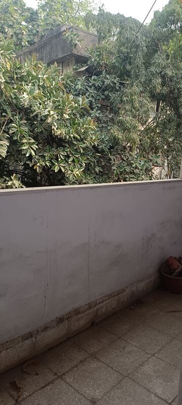 Balcony in 1 BHK Apartment at Santacruz East – for Rent