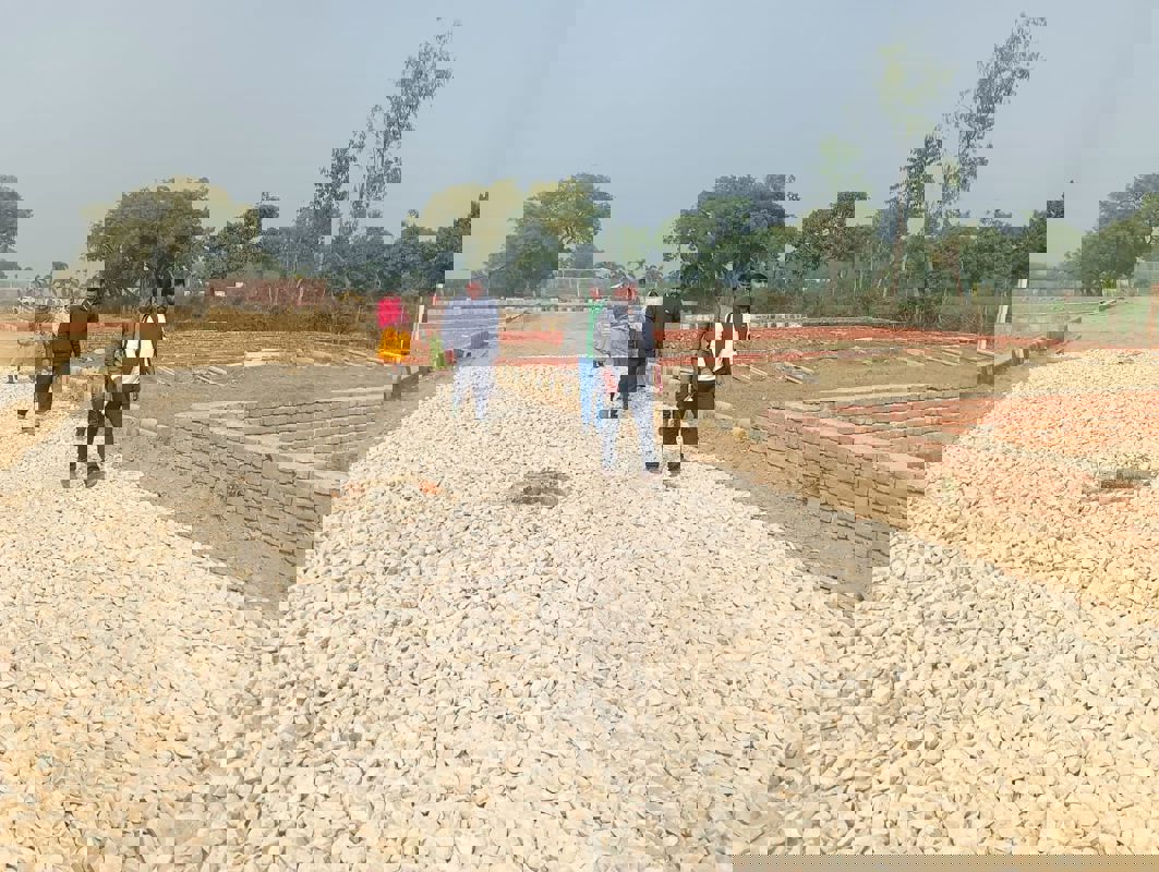 Plot For Sale in Mohanlalganj