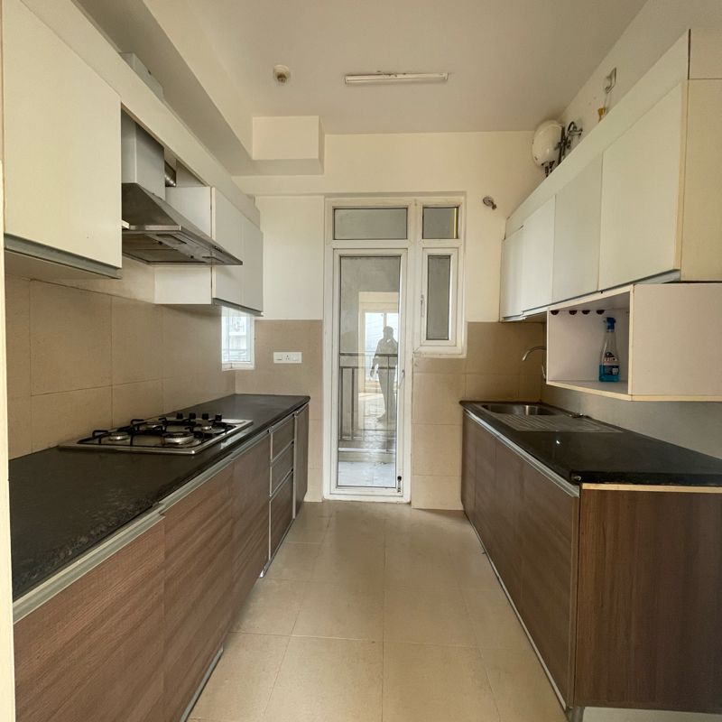 4 BHK + Pooja Room,Servant Room,Extra Room Apartment For Rent in Conscient Heritage Max