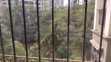 Master Bedroom in 1 BHK Apartment at Valentine Apartments, Goregaon East – for Rent