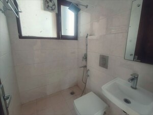 Bathroom in 3 BHK Builder Floor at M3M Atrium, Sector 57 – for Rent