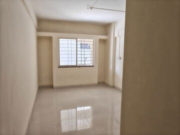 Room in 1 BHK Apartment at Oxygen Valley, Narhe – for Sale