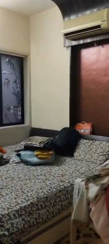 2 BHK + Extra Room Apartment For Rent in Dadar West