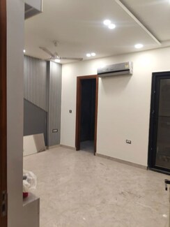 2 BHK Builder Floor For Rent in Maya Homes