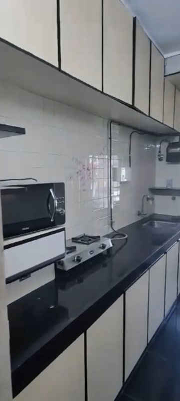 2 BHK + Extra Room Apartment For Rent in Dadar West