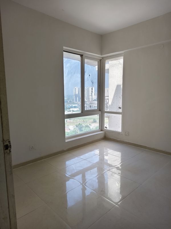 2 BHK Apartment For Rent in Signature Global The Millennia