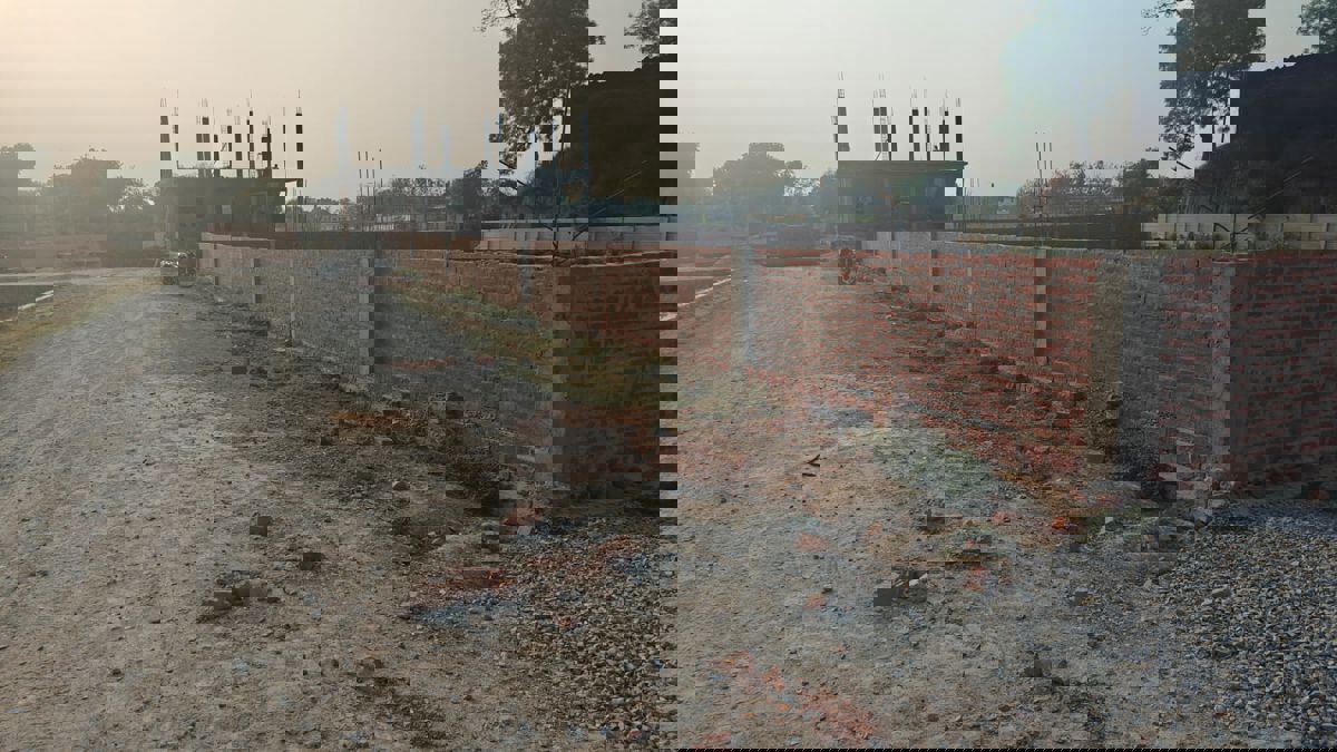 Plot For Sale in Babatpur