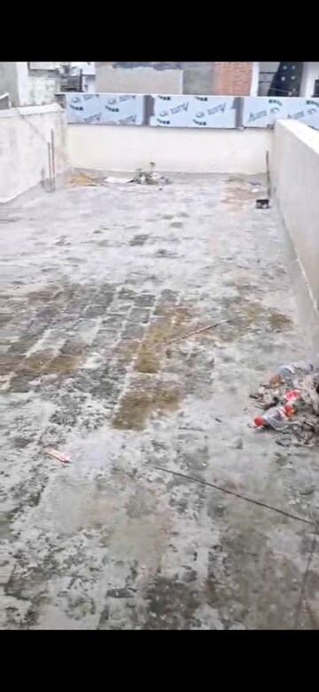 Swimming Pool in  Shop at New Industrial Township 5 – for Rent