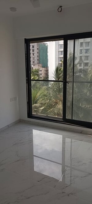 Balcony in 3 BHK Apartment at DLH Dawn, Santacruz West – for Sale