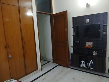 2 BHK Builder Floor For Rent in Lajpat Nagar