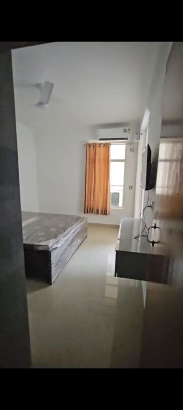 2 BHK Apartment For Rent in ROF Amaltas, Sector 92