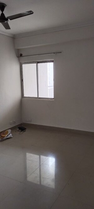 Room in 4 BHK Apartment at LR Bluemoon Homes, Raj Nagar Extension – for Sale