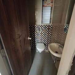 1 BHK + Extra Room Apartment For Rent in Dosti Greater Thane
