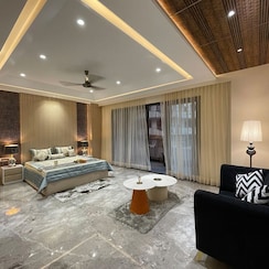 3.5 BHK + Pooja Room,Study Room,Extra Room Builder Floor For Sale in Model Town Phase 1