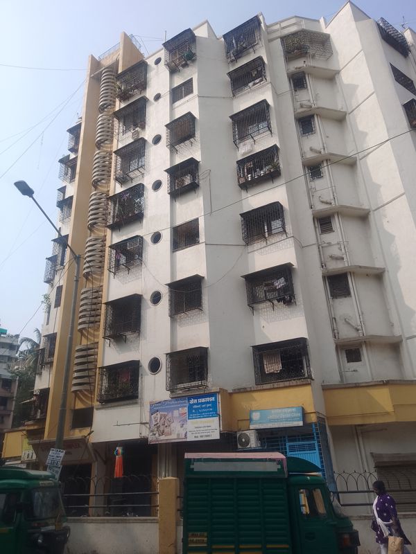 1 Rk  450 Sq.Ft. Apartment in Shreeji Complex Dahisar West