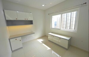 2 BHK Apartment For Rent in Aparna Zenon, Puppalaguda