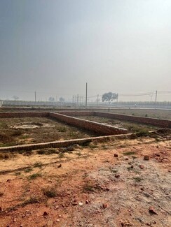 Plot For Sale in Modipuram