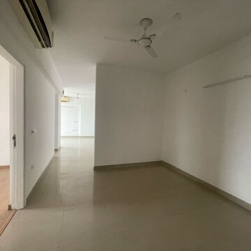 Room in 3 BHK Apartment at Emaar Imperial Gardens, Sector 102 – for Rent