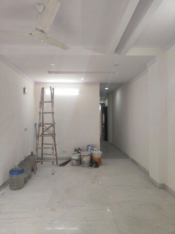2 BHK Builder Floor For Rent in Sarvapriya Vihar