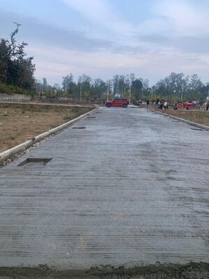  Plot For Sale in Mohabbewala