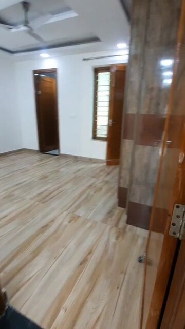 Bedroom in 3 BHK Builder Floor at BP Homes, Sector 85 – for Rent