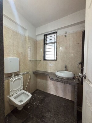 Bathroom in 3 BHK Apartment at Scheme No 114 – for Rent