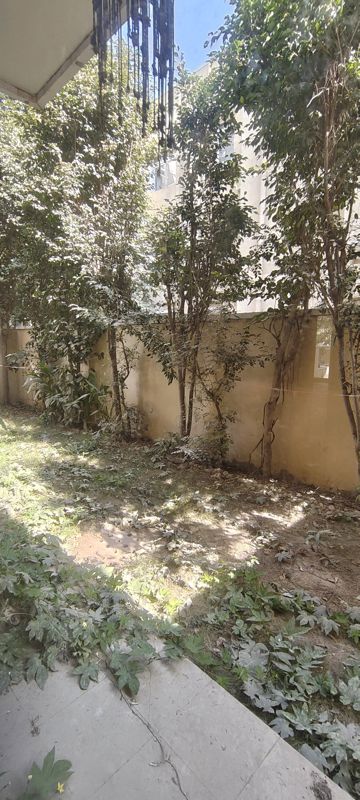 4 BHK + Extra Room 350 Sq.Yd. Builder Floor in Emaar MGF Emerald Hills