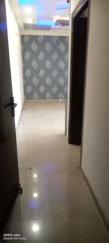 Building Lobby in 2.5 BHK Apartment at Mahagun Mywoods, Sector 16c Greater Noida – for Rent