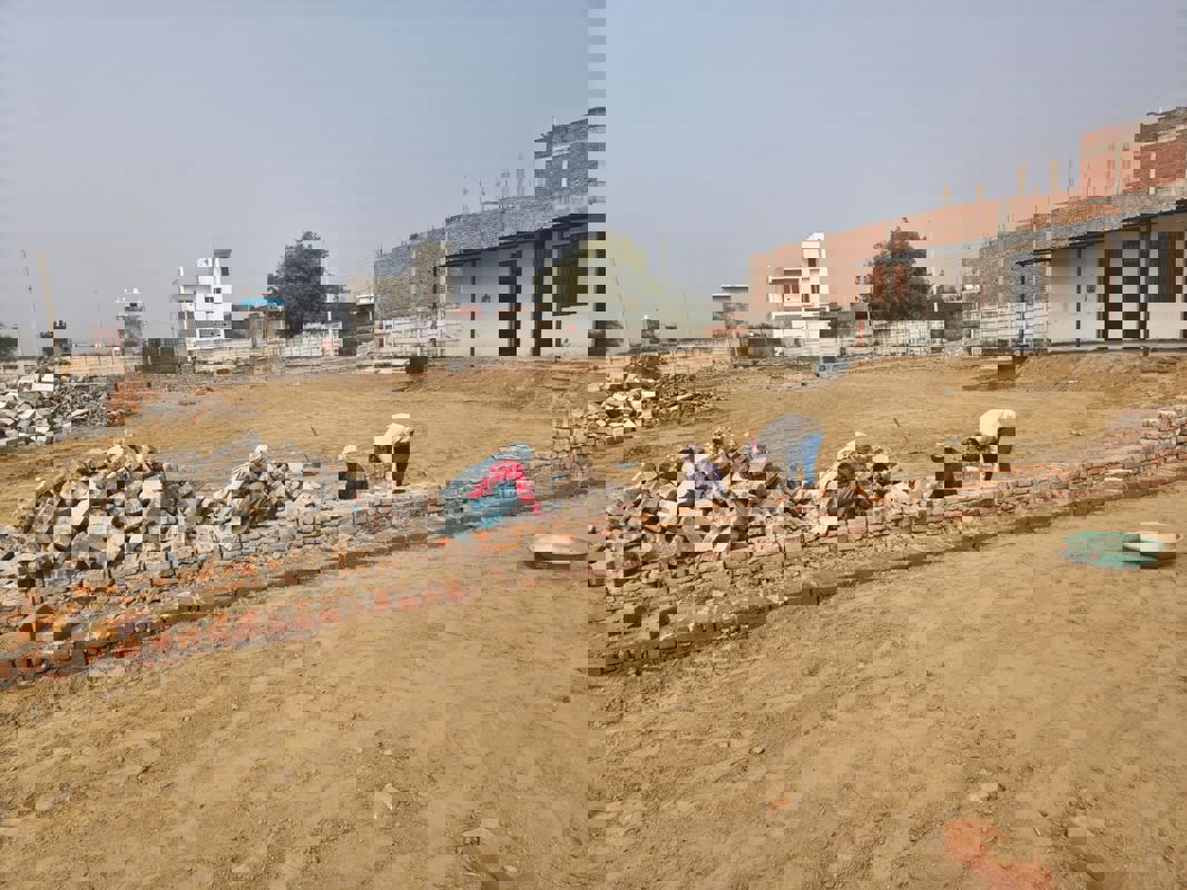 Plot For Sale in Neelendras Amity Greens