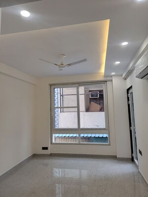 Room in 3 BHK Builder Floor at M3M Atrium, Sector 57 – for Rent