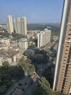 2 BHK Apartment For Rent in Lodha Luxuria, Majiwada